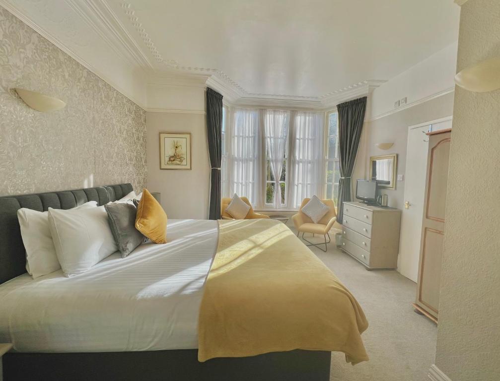 The Charterhouse photo 2