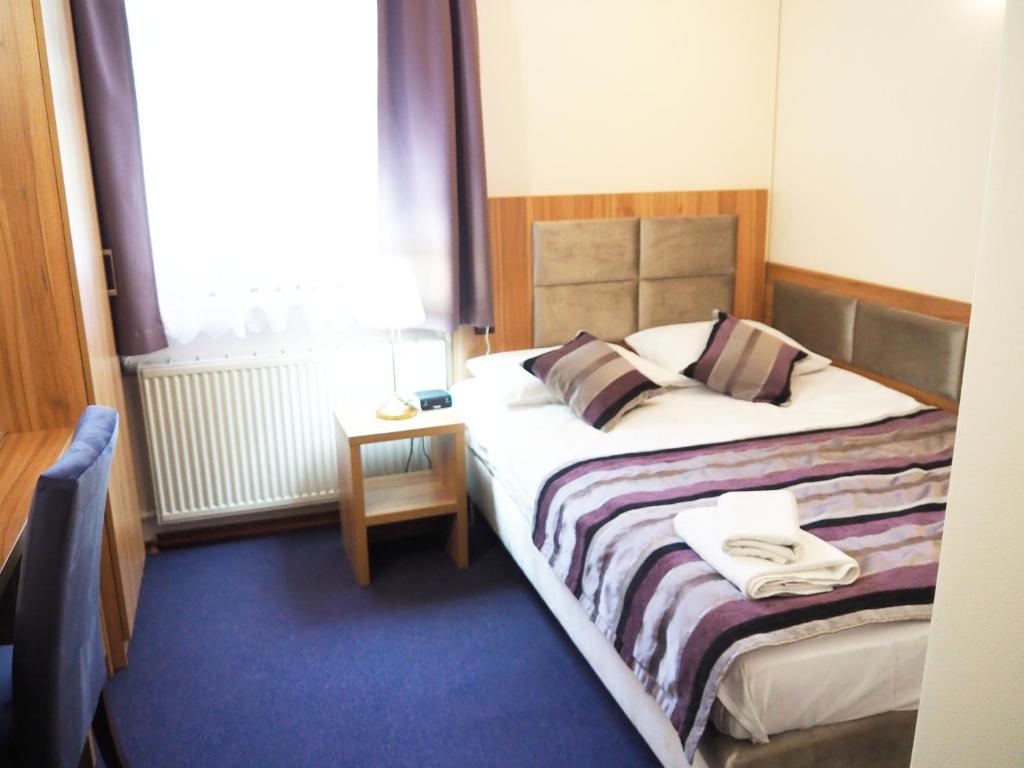 Hotel Awis photo