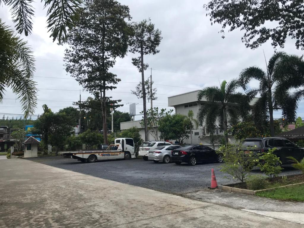 Wanarom Residence Hotel photo