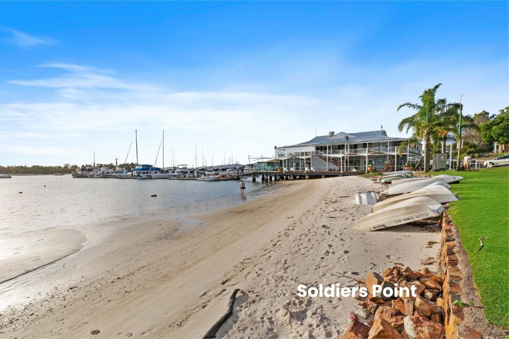 Nearby attraction, The Oasis at One Mile Beach in Port Stephens