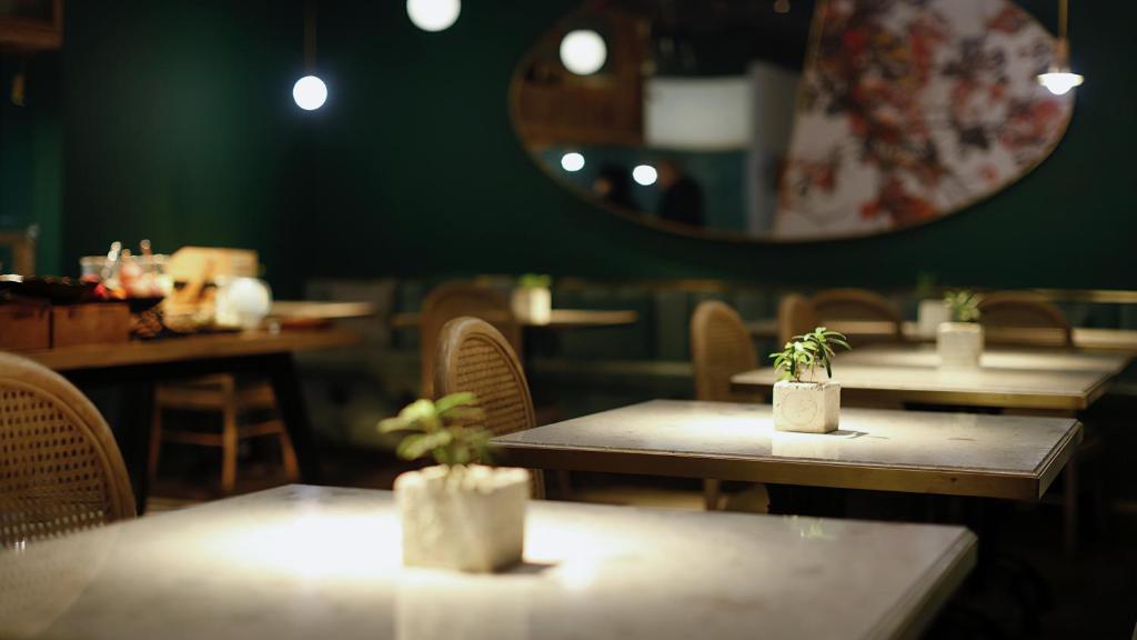 レストラン