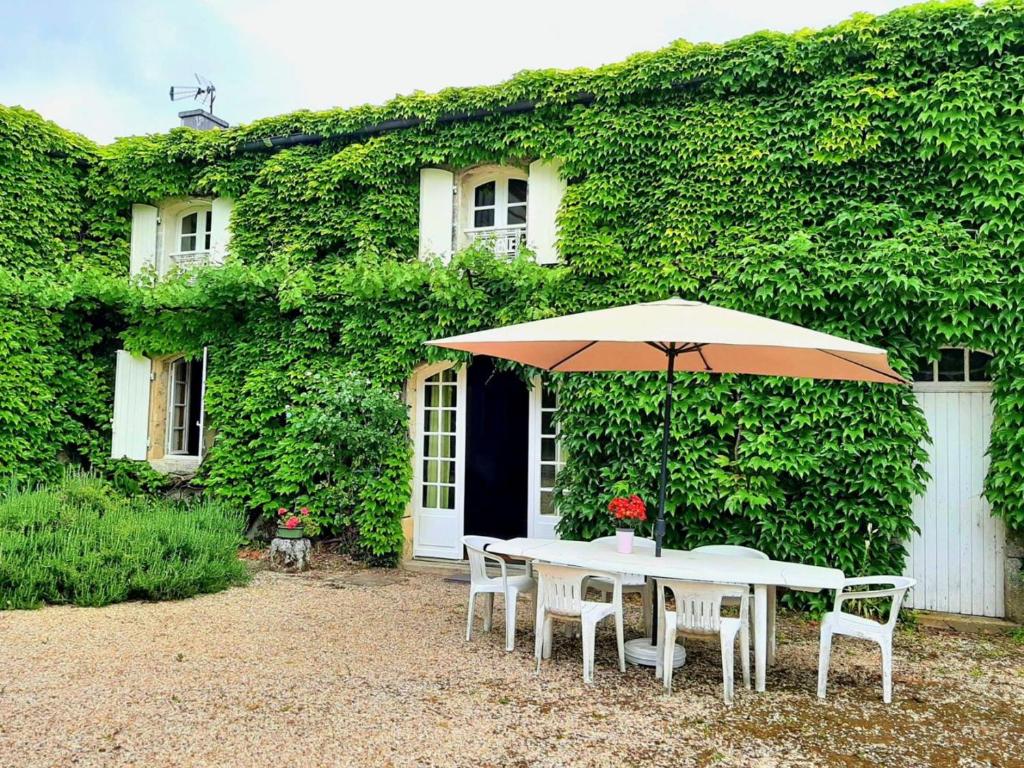 Gîte Chassors, 4 pièces, 5 personnes - FR-1-653-146