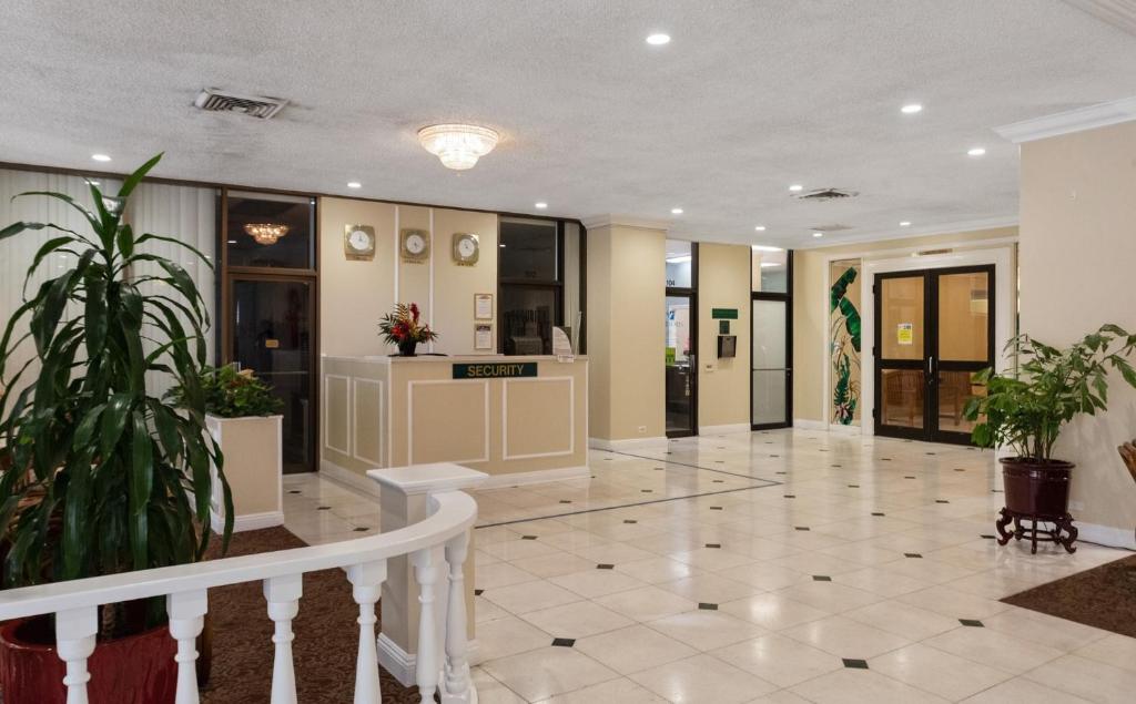 Private One Bedroom Condo, with Corporate Rental Car Savings Code Included, Free Onsite parking photo
