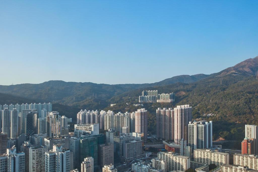 Nina Hotel Tsuen Wan West — Hotel building in Tsuen Wan