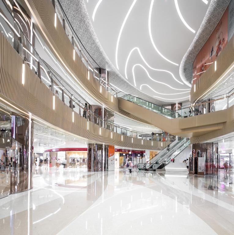 Nina Hotel Tsuen Wan West — Hotel building in Tsuen Wan