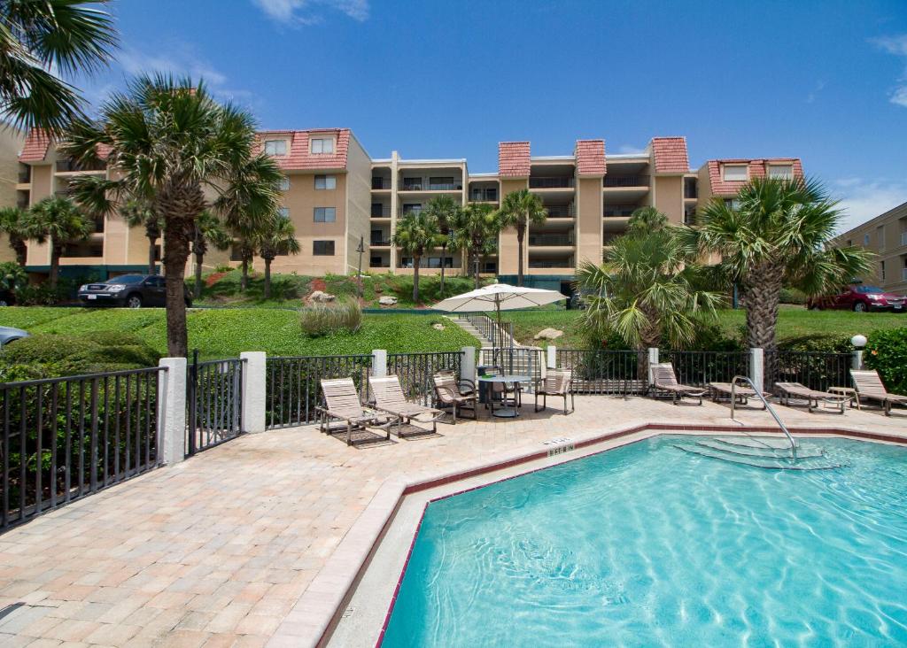 Windjammer 412, 3 Bedrooms, Sleeps 7, Ocean Front, 4th Floor, Elevator photo