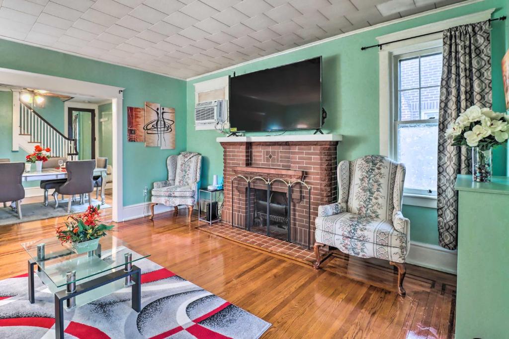 Allentown Home 2 Mi to Hamilton District!