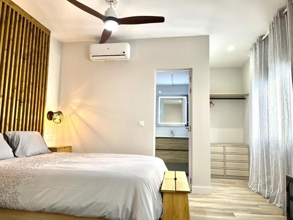 CD-Estudio, estudio a estrenar acogedor y funcional, céntrico, barrio tranquilo, Málaga