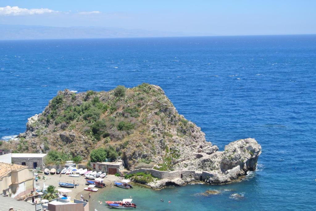 Hotel Baia Azzurra — Atrakcje w okolicy in Taormina, Sycylia
