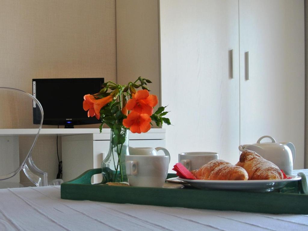 Hotel Baia Azzurra — Pokoje in Taormina, Sycylia