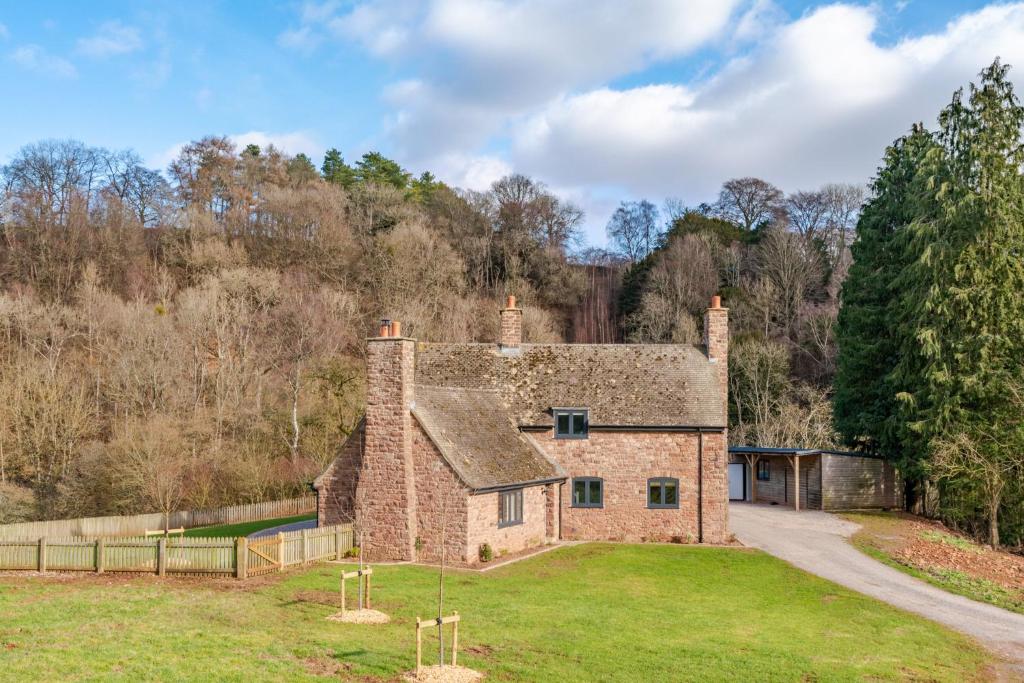 Quarry Lodge, Lydney