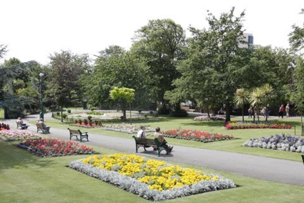 スポーツ/アクティビティ