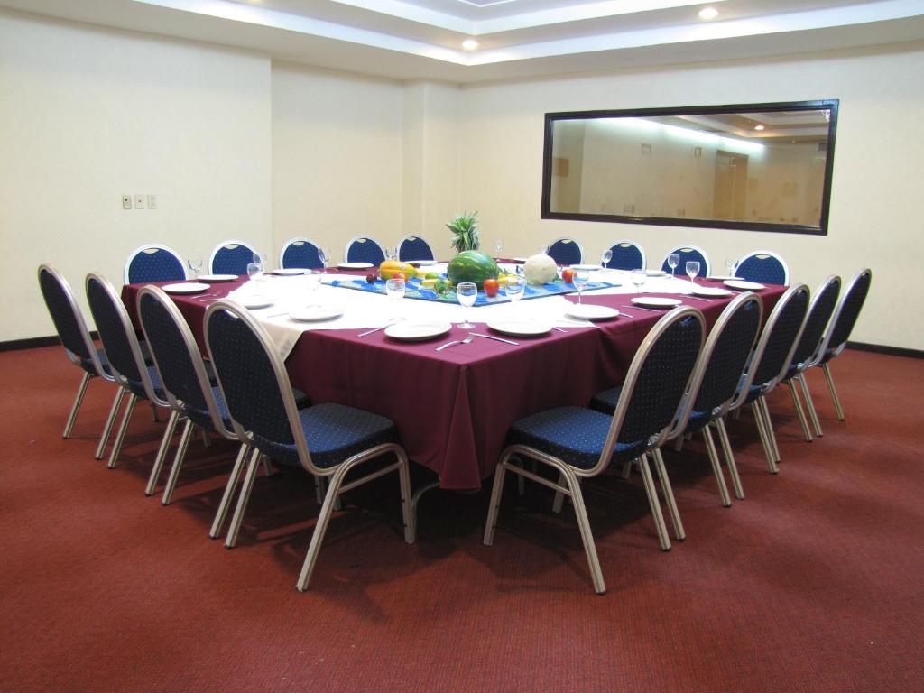 Aranzazu Plaza Kristal Aguascalientes Photo 44