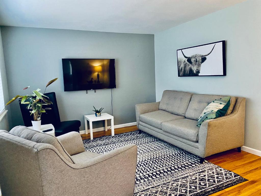 The "Cozy Tennyson" Near Auburn Hills/Waterford — Hotel in Pontiac (MI)