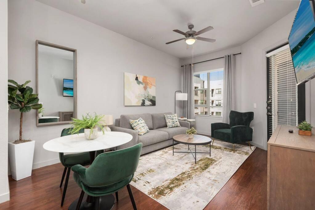The Perch Suite