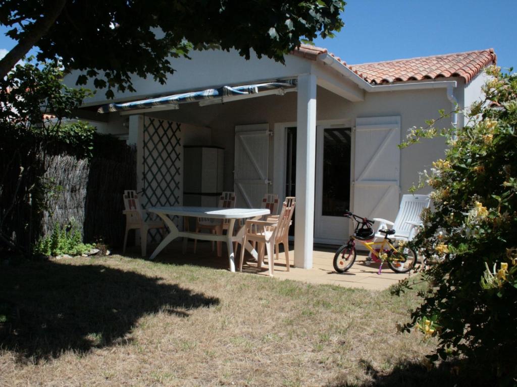Maison proche plage et commerces, 2 chambres, jardin, parking privé - FR-1-22-209 - 2