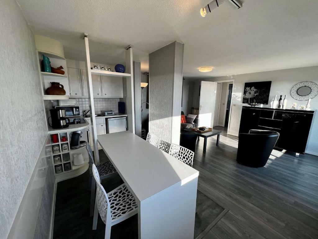 Quiberon - Appartement 2 pièces, terrasse, animaux permis, parking - FR-1-478-54 - 2