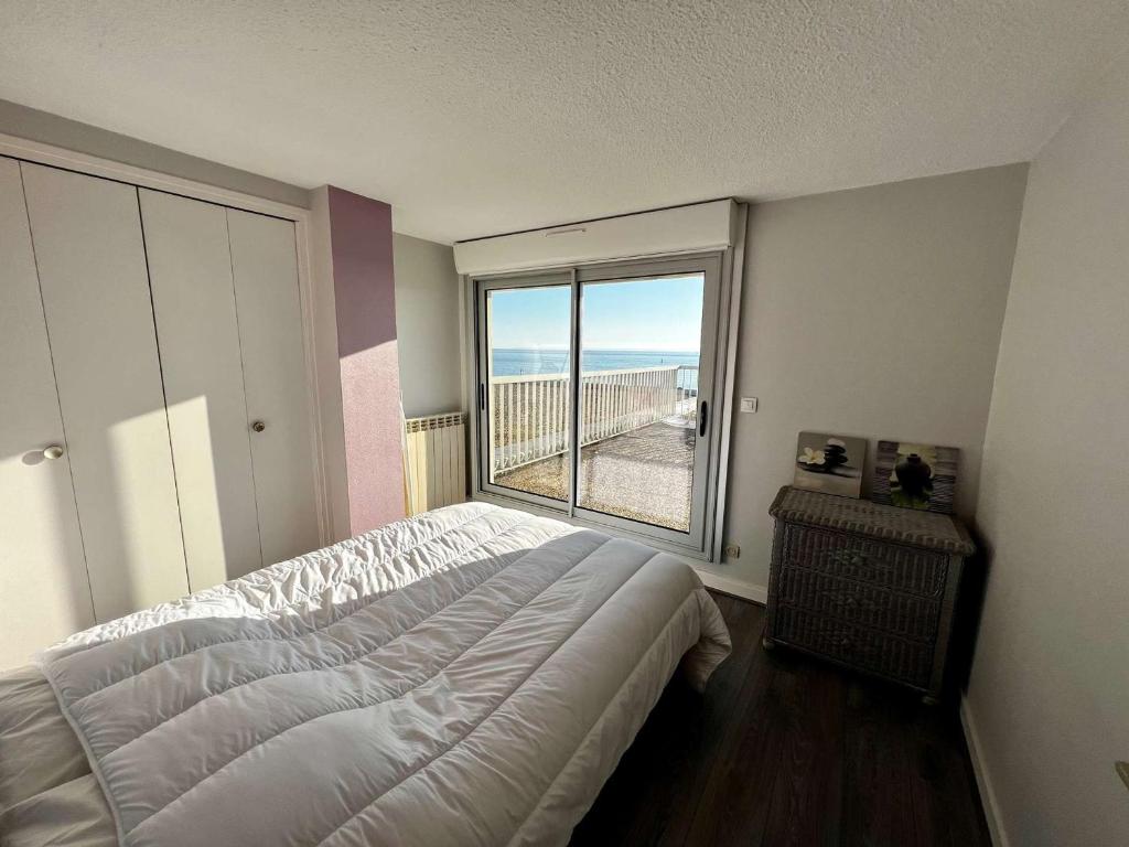 Quiberon - Appartement 2 pièces, terrasse, animaux permis, parking - FR-1-478-54 - 3