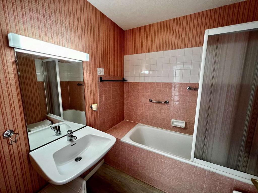 Studio à Quiberon - 27m² - Animaux admis - Parking privé - FR-1-478-98 - 2
