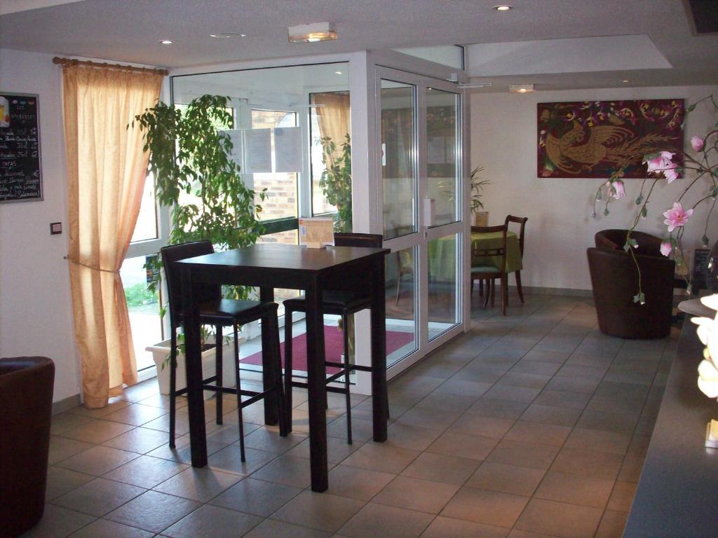Kimotel Epone-Flins photo