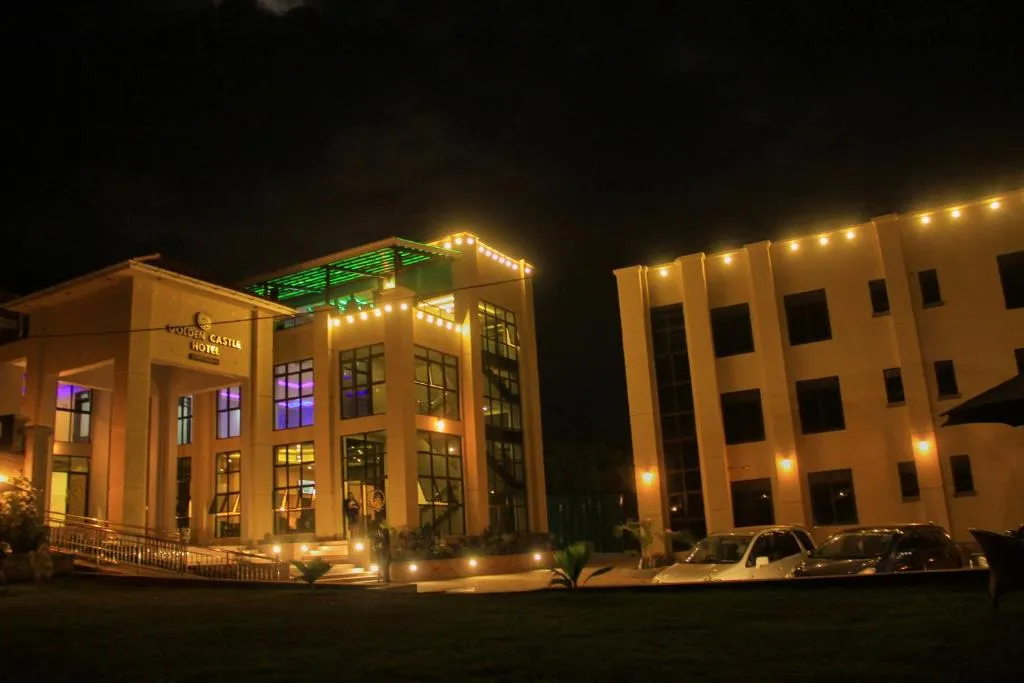 Golden Castle Hotel Hoima, hotel in Hoima
