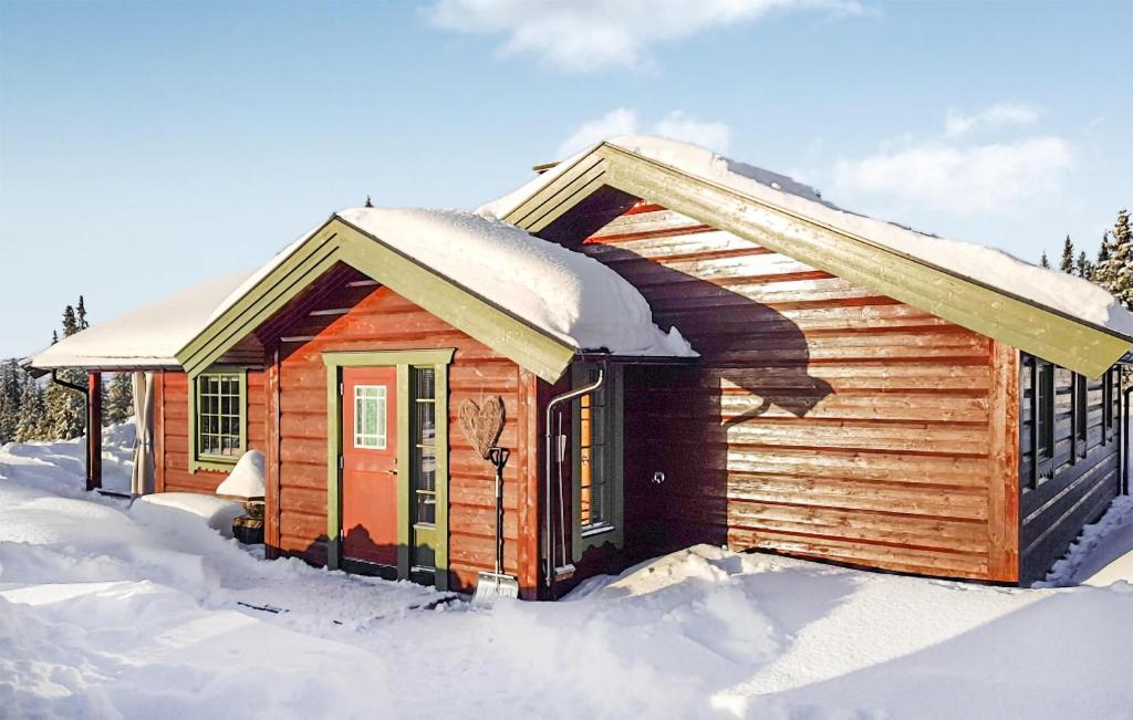 Awesome Home In Ulnes With Sauna And 3 Bedrooms