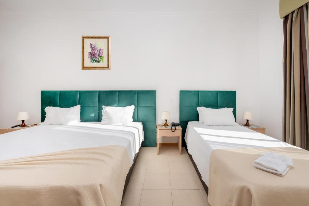 Hotel Santa Catarina Algarve — Hotel rooms in Portimão, Faro