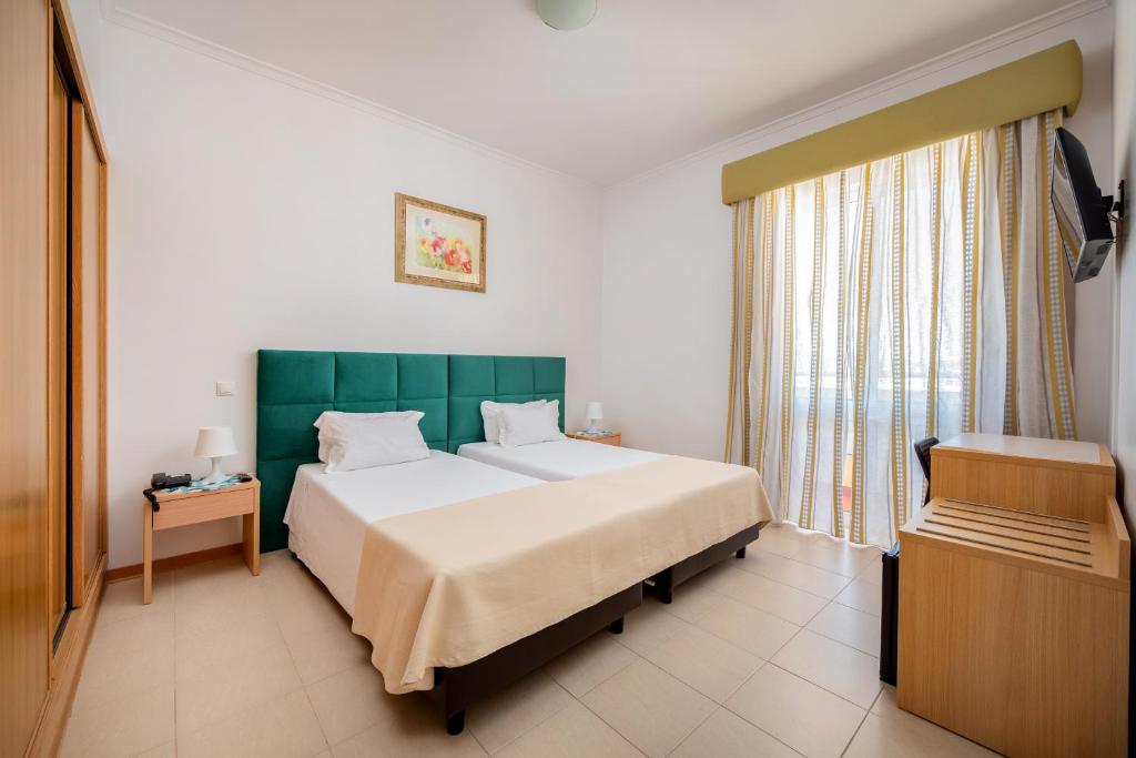 Hotel Santa Catarina Algarve — Hotel rooms in Portimão, Faro