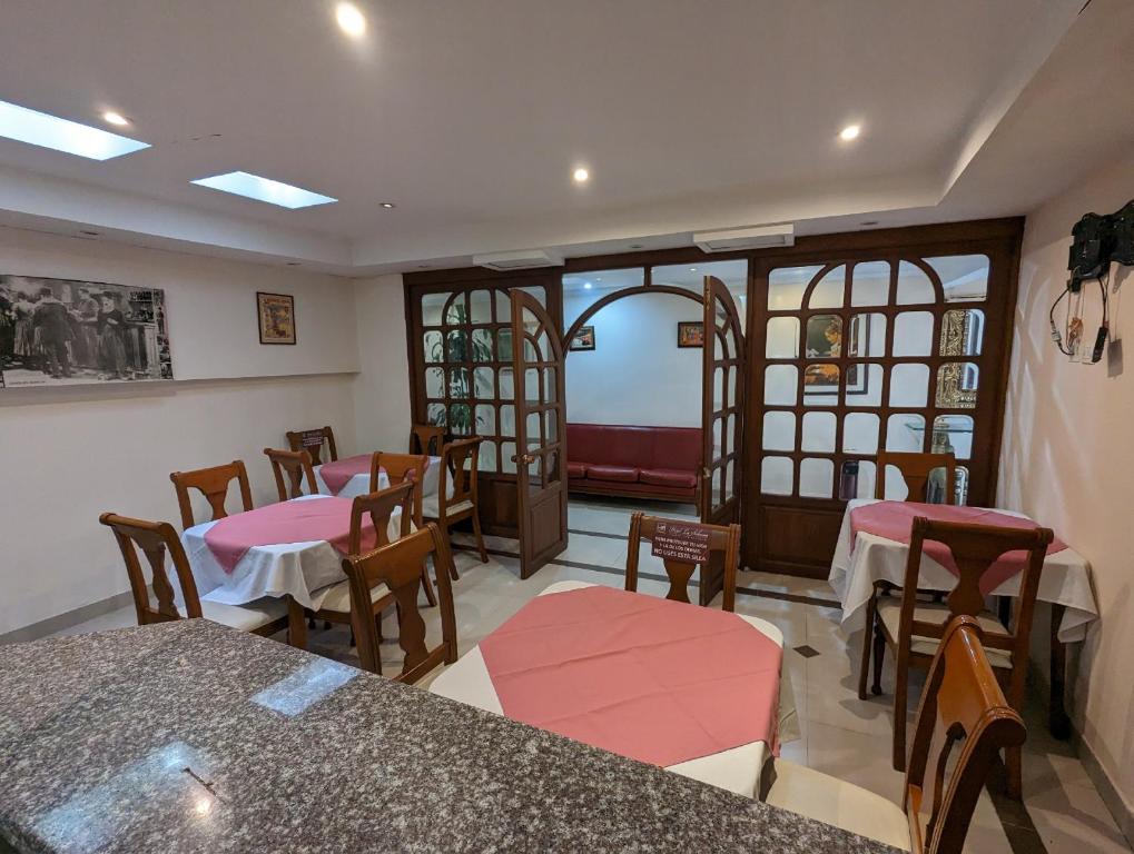 Hotel La Sabana photo