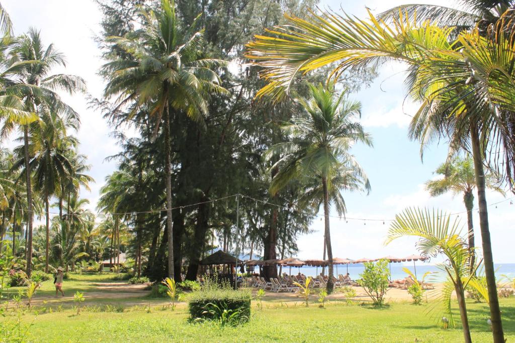 Sudala Beach Resort (SHA Extra Plus) photo