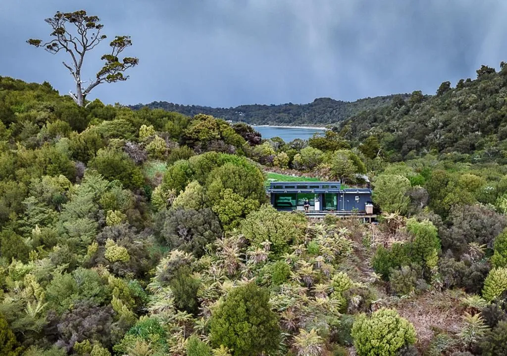 Hananui PurePod, hotel in Stewart Island