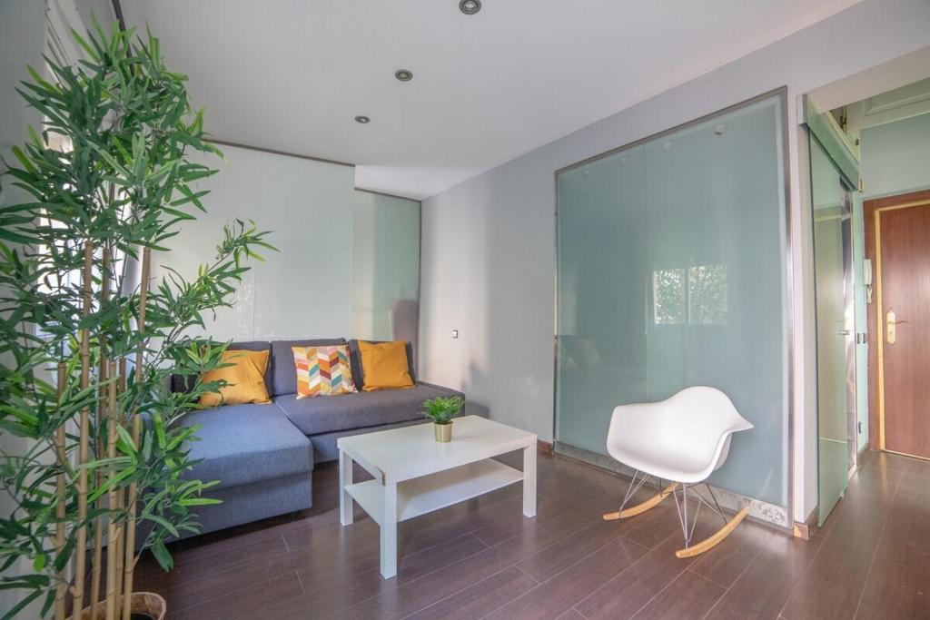 MyHouseSpain - Moderno apartamento a escasos metros del Bernabeu - 4