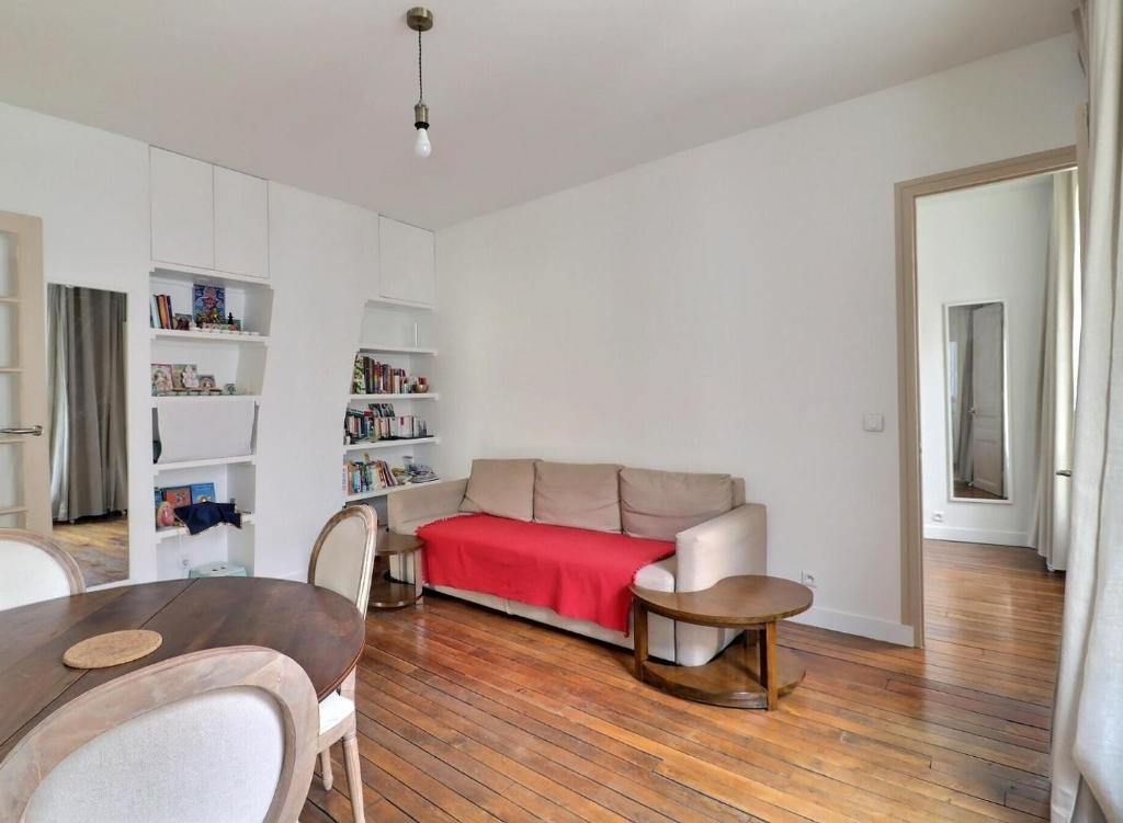 Sweet and cosy apartment near the Eiffel Tower, Roland Garros & PSG Stadium - 2