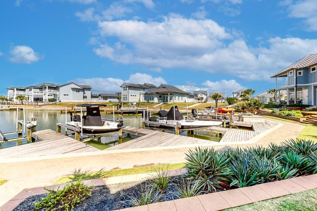 Dolphin View, Rockport