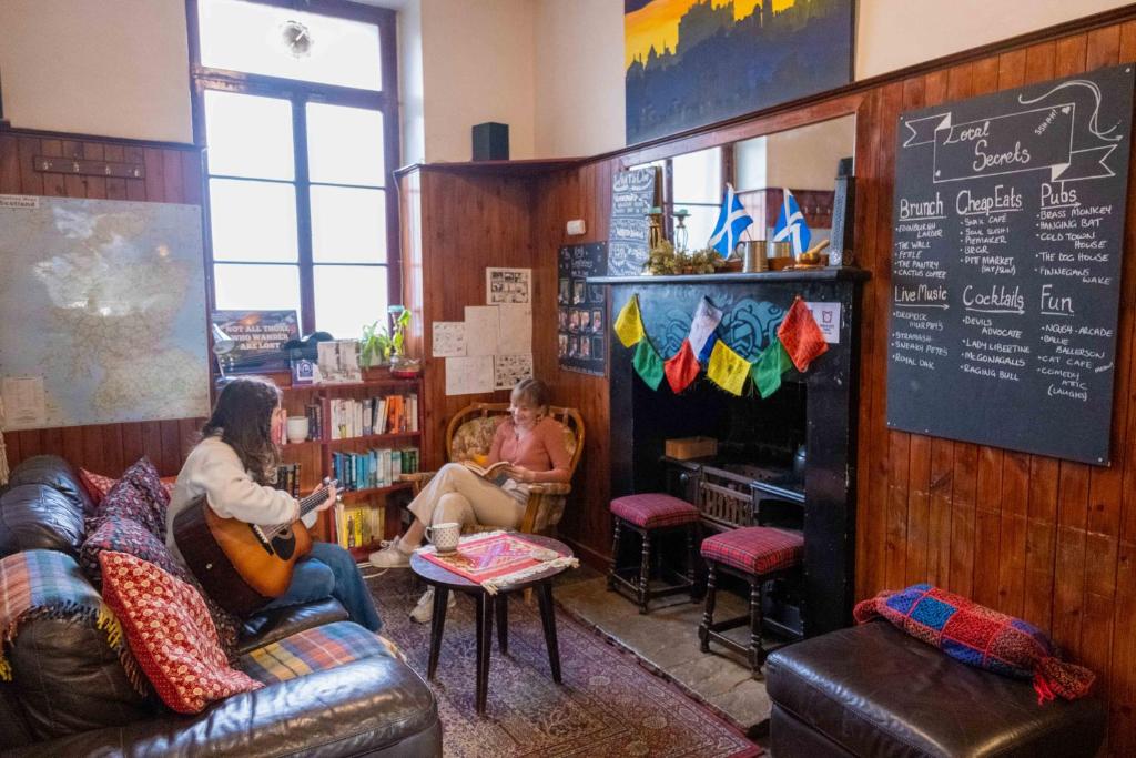 Shared lounge/TV area