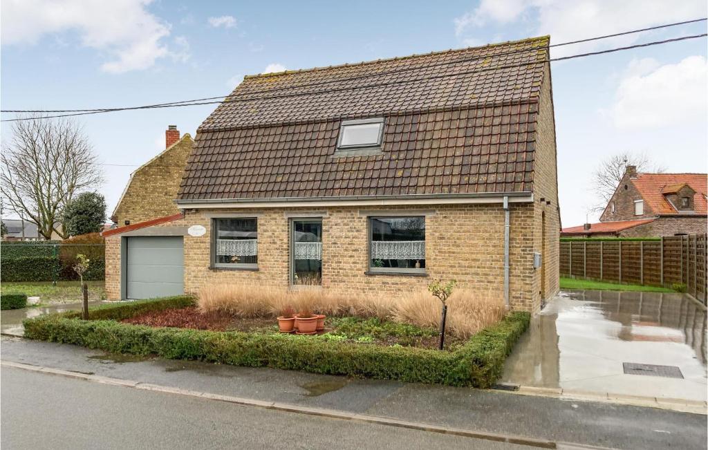 Cozy Home In Merkem With Wifi, Merkem