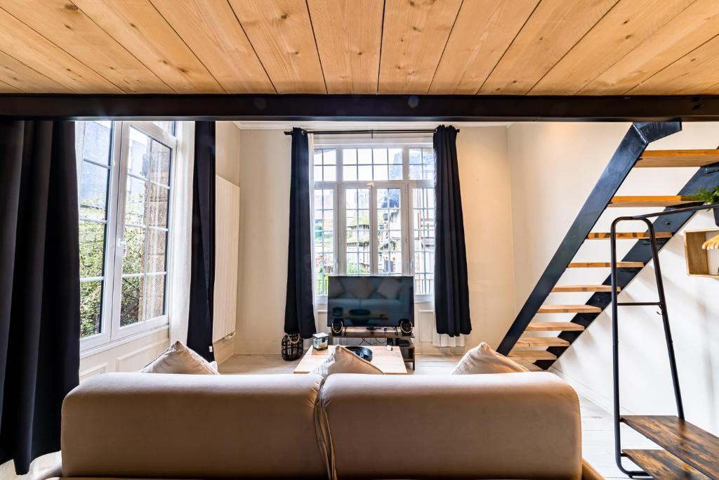 Le Château Senard, Studio cosy 23 m2 au calme proche gare - 3 min - 5