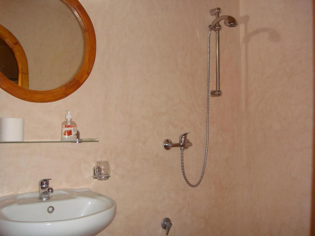 Kasbah Hotel Ait Omar photo