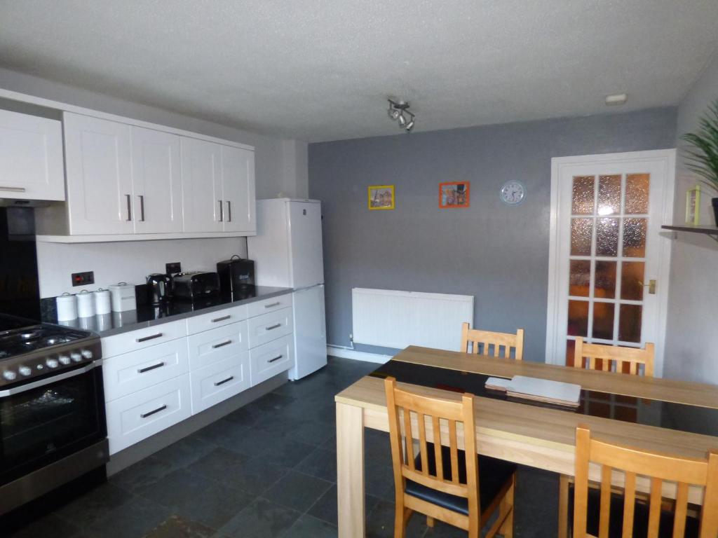 Photo 5 of Cosy Quiet Home in Hereford ~ Close to City Centre ~ Free Parking