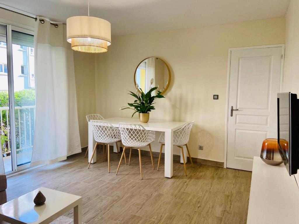 Port Marianne City Cosy Appartement - 2