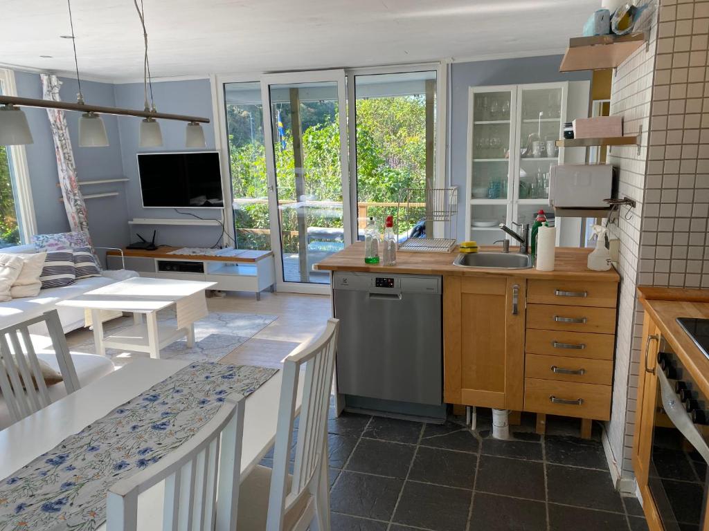 House with green garden, Göteborg, 6 beds, Lindome