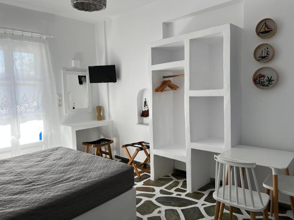 Angie's Studios — Hotel in Paros Island