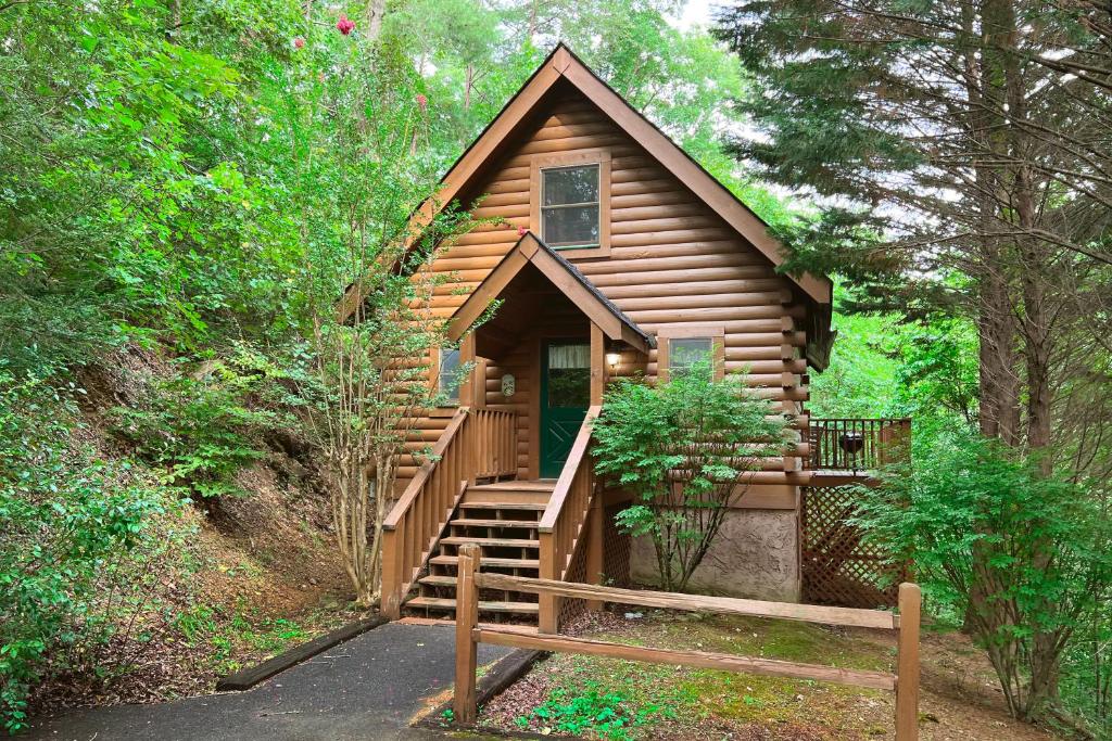 Misbeehavin', Sevierville