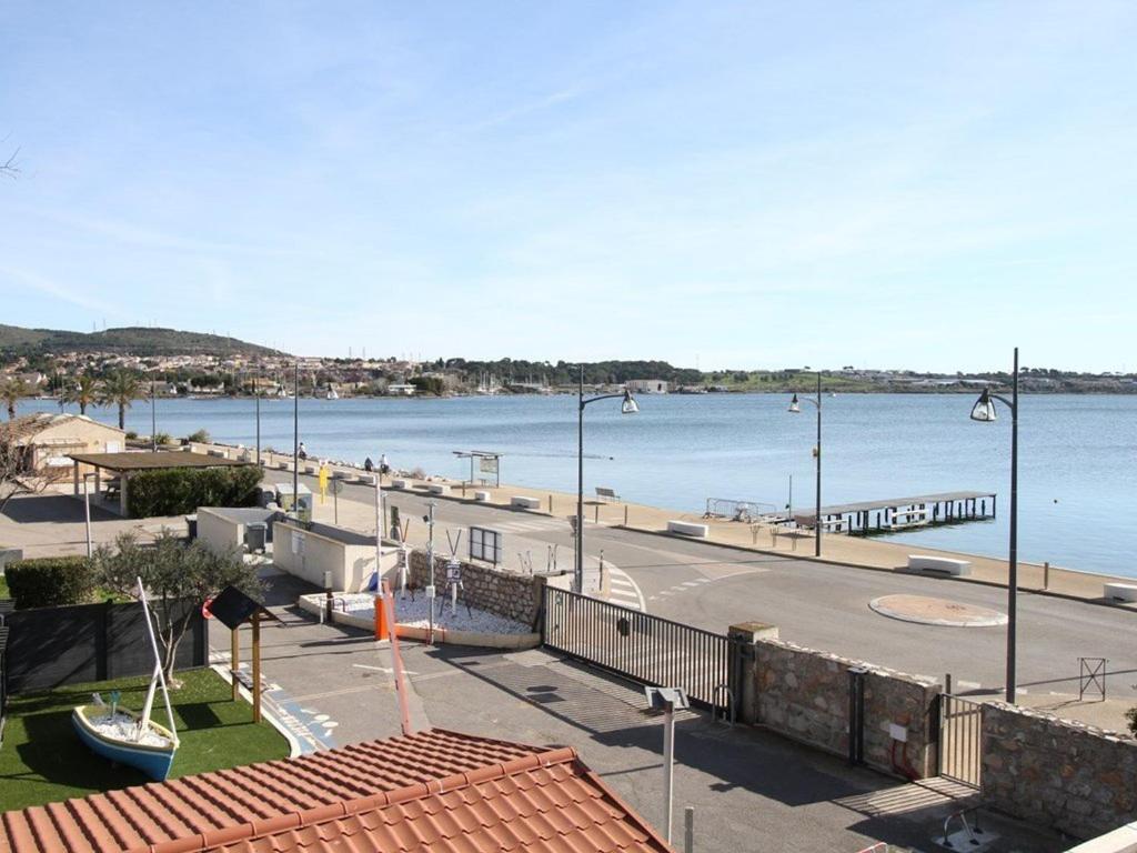 Charmant T1 Mezzanine, Clim, Vue Thau - FR-1-553-210, Balaruc-les-Bains