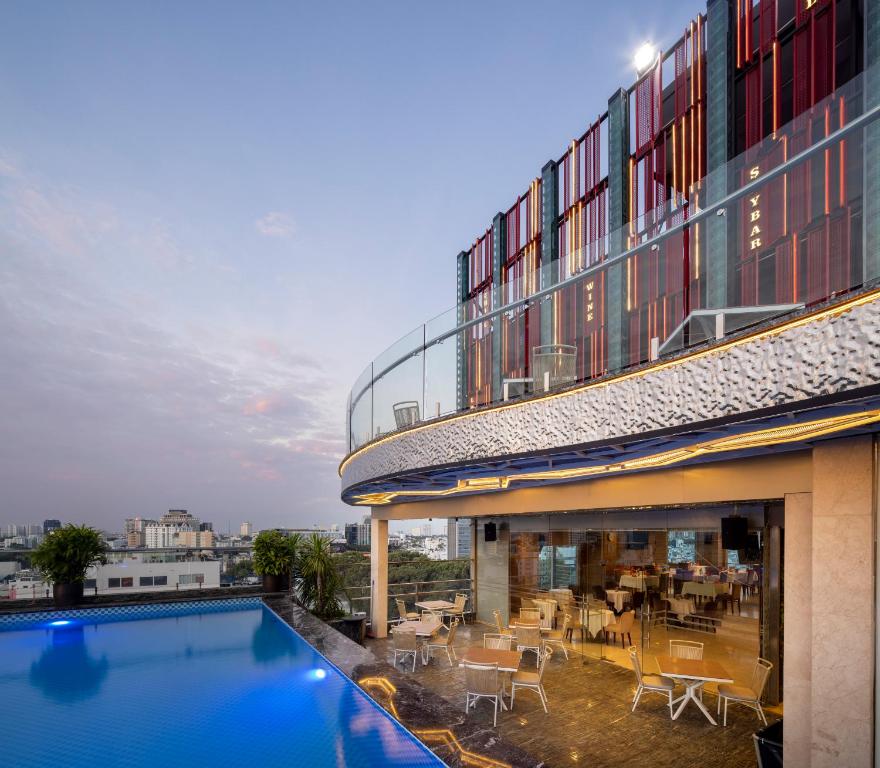 スイミングプール