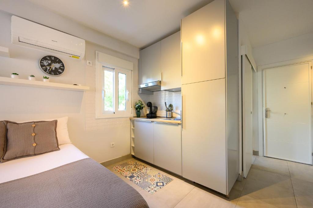 Studio, city center by 10ToSea - 5