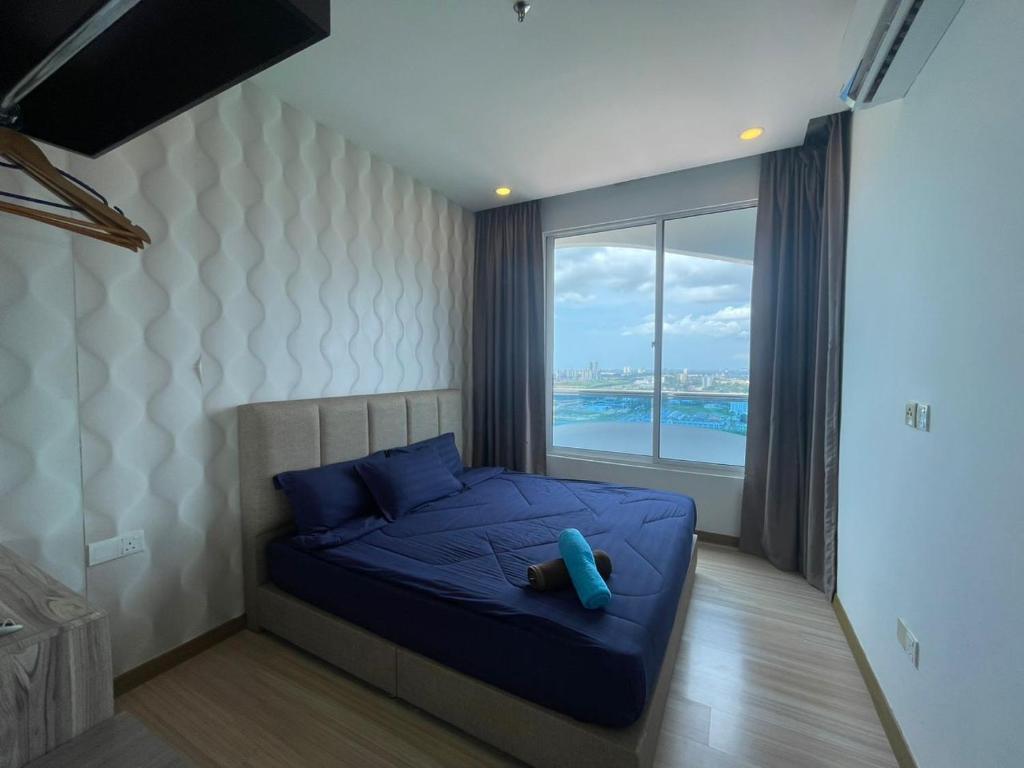 NEW 2 ROOMS CONDO Near JONKER 4-6 Pax A22 — Hotel in Malacca