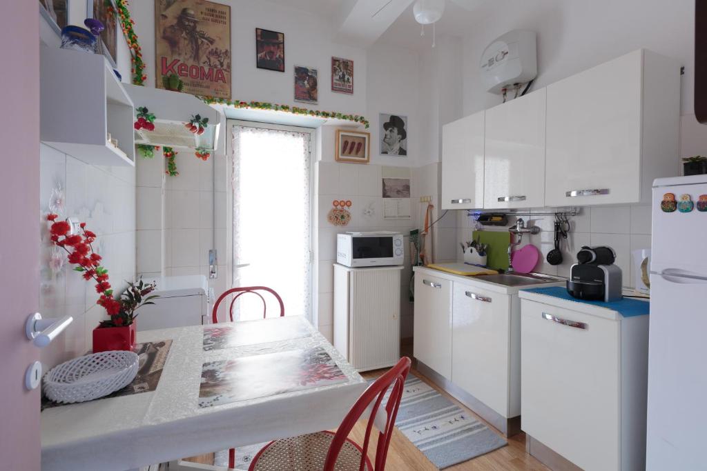 Simon Holiday House 2