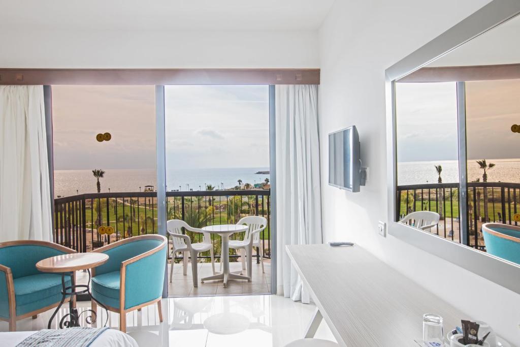 Nelia Sea Breeze — Pokoje in Ayia Napa, Region Famagusta