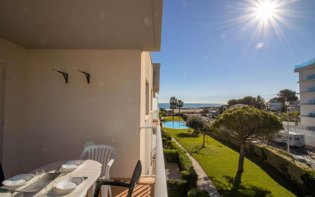 Atico en primera línea con vistas al mar - Roquer Marti ALBERT VILLAS - 1